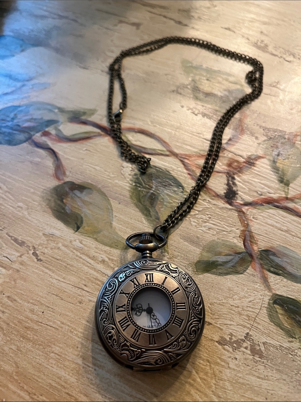 Vintage-Style Bronze Pocket Watch Necklace - Bronze Tone